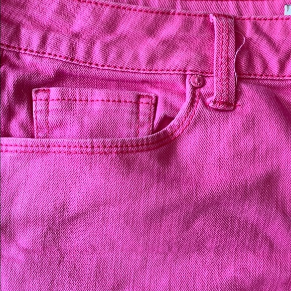 Aeropostale Shorts - Picture 2 of 5